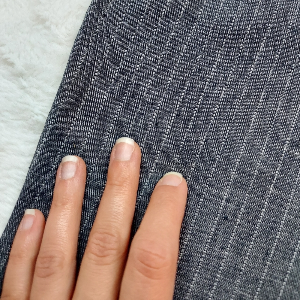 Express Editor Mid Rise Gray Pin Stripe Dress Pants Size 0R - Picture 5 of 13